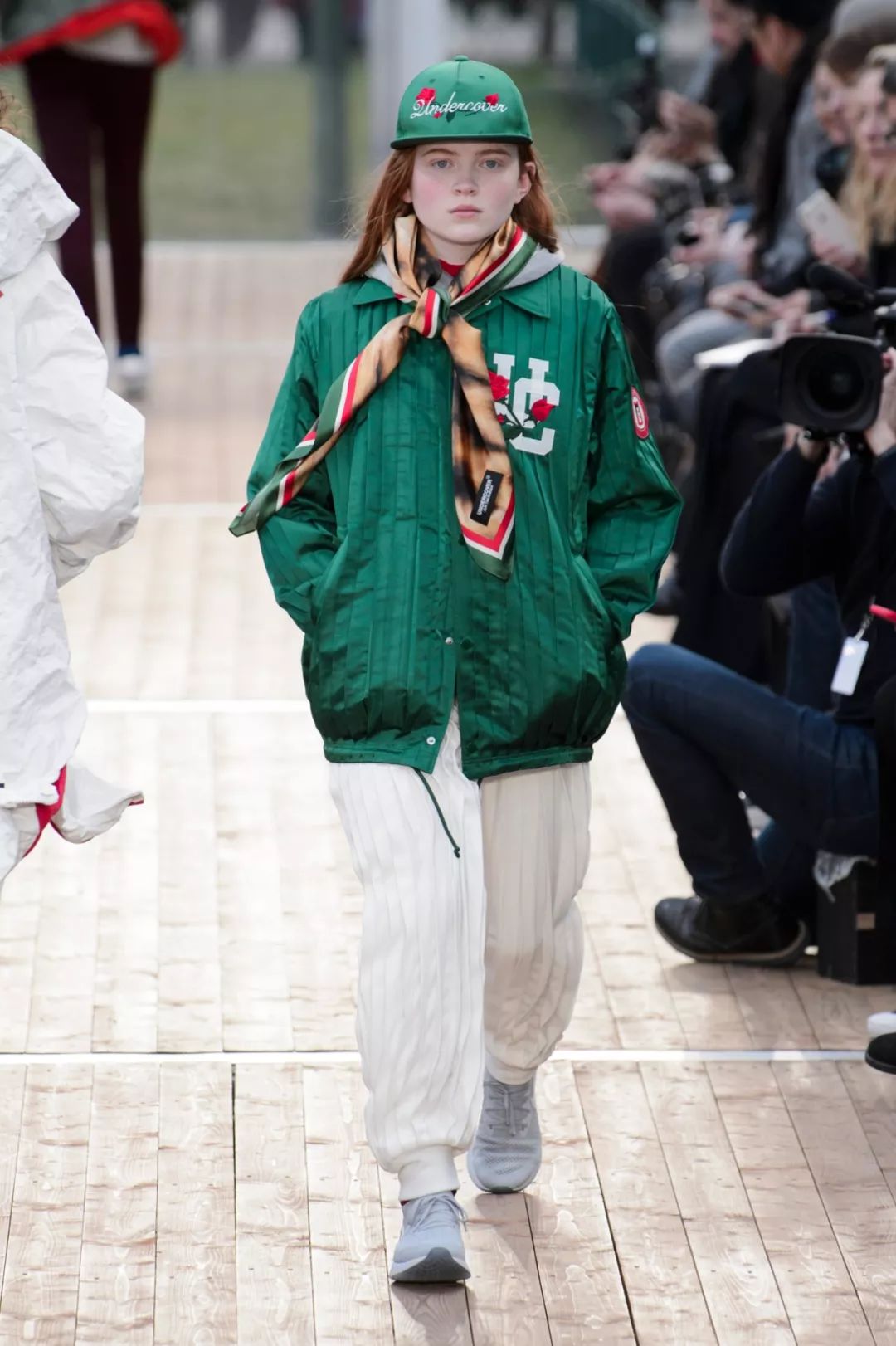 21年秋冬女装流行趋势,21年秋冬女装流行色