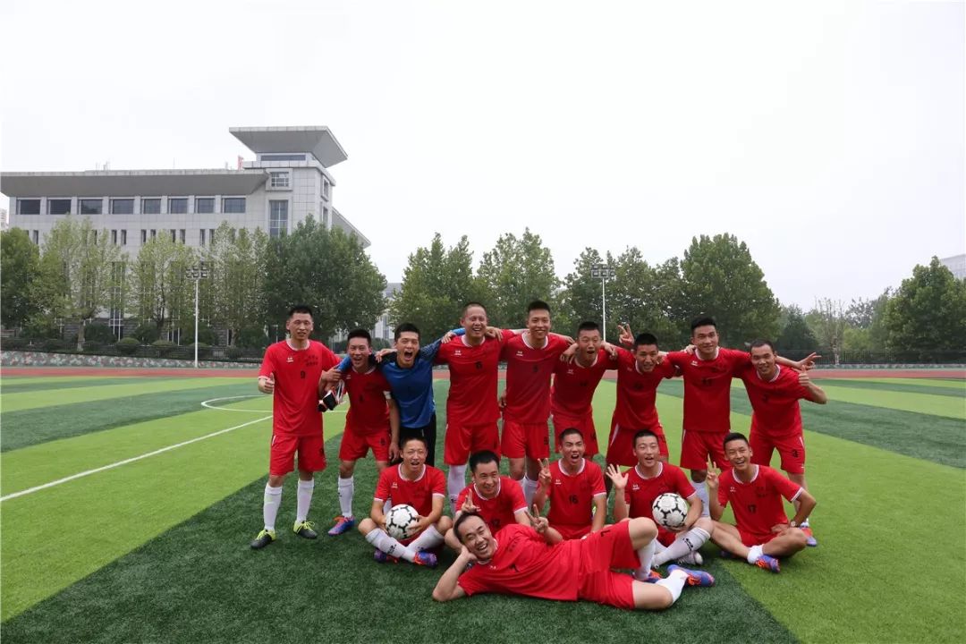 强军杯“卫士动力”业余足球比赛济南片区圆满收官,*警武**莱芜支队点球大战险胜总队机关