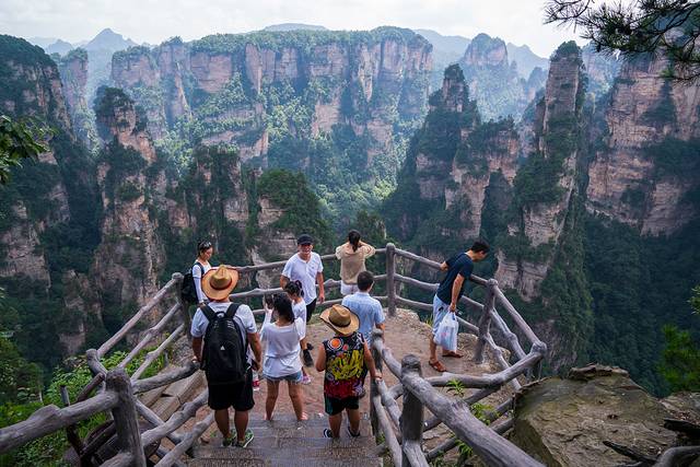张家界魅力湘西春节自由行,张家界魅力湘西打卡第一天