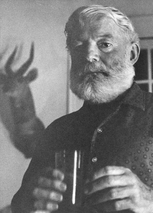 海明威在文学上的巨大成就,谈谈海明威在文学上的巨大成就