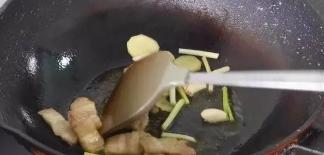 老汤腌鱼的正确腌制方法,炖鱼前怎么腌鱼入味