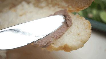 网购越南土特产|炼奶冰咖法包猪肝酱扎肉春卷虾片，一个下午茶全都拥有