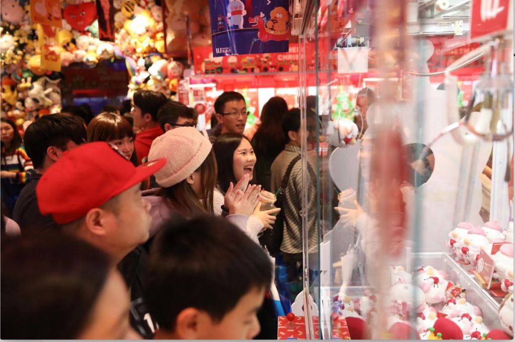 开箱盲盒娃娃手办,娃娃手办盲盒是从哪里流入国内