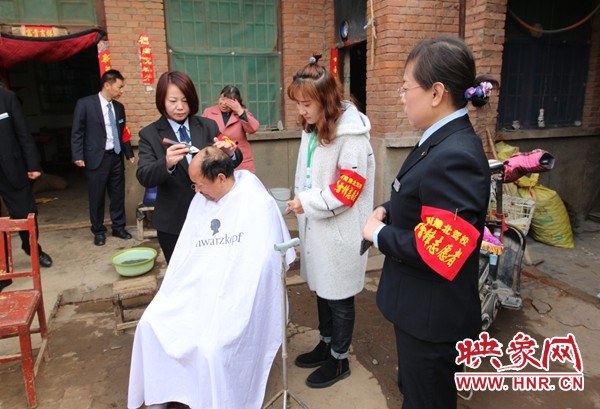 辉县市常村镇：“兜底”保障扶贫不落一个人