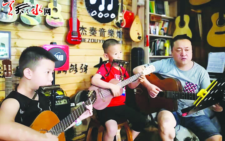 天水吉他协会会长吴晓亮,天水吉他大师吴晓亮