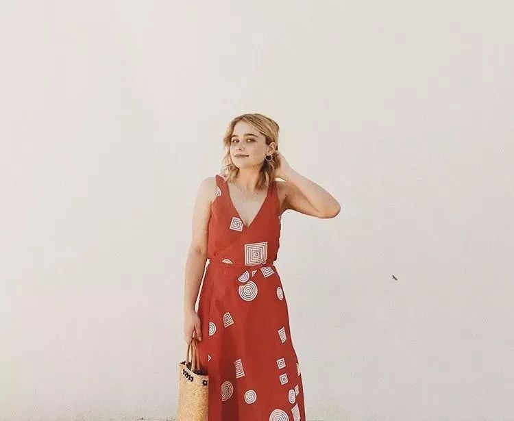 适合妈妈的时尚连衣裙有哪些,妈妈也适合穿的连衣裙