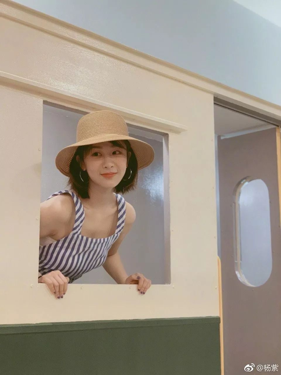 杨紫穿搭是什么风格,带你看看杨紫的穿搭