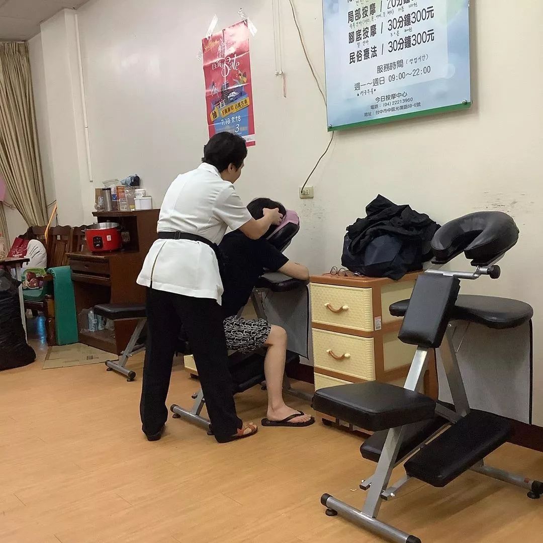 年轻人如何应对中年危机,年轻人如何度过中年危机