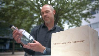 科学家用*污染核**禁区小麦酿出伏特加，喝了会变异么？