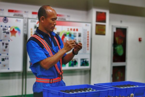 深航维修名匠徐生文：有“洁癖”的刹车掌门人