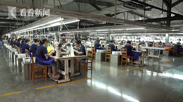 非洲女博士在河南做网络主播卖假发学习经商赚钱帮助穷人