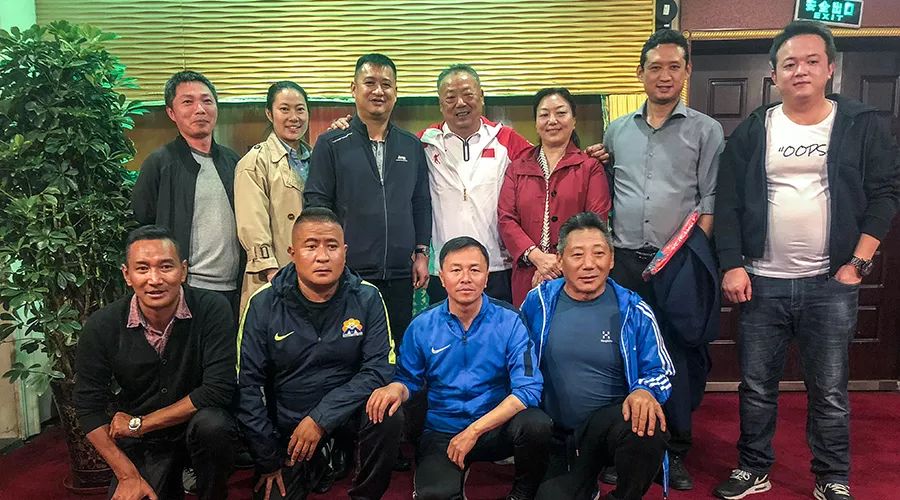 全国校园足球满天星训练营名单,中国足球教练余东风