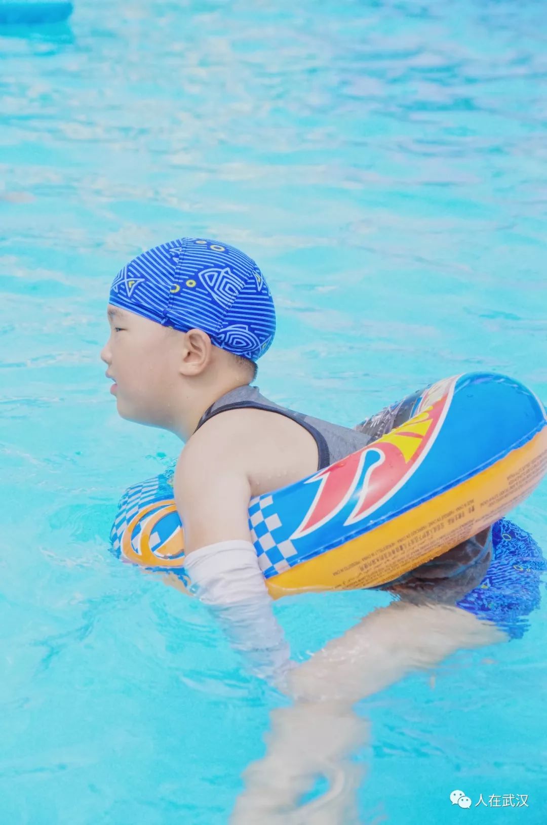 水上狂欢邀请函模板,盛夏狂欢玩水邀请函封面