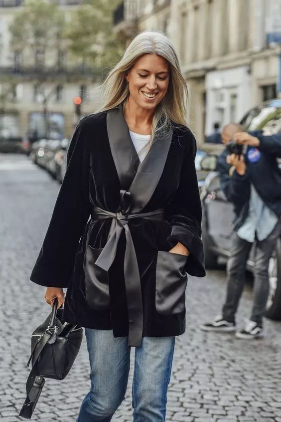 想和任何人都保持距离,想跟一个人保持距离