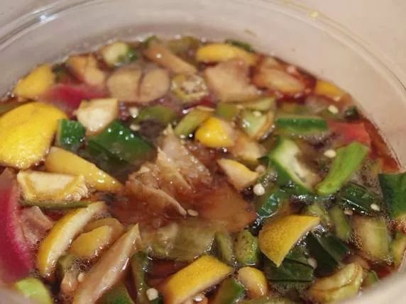 自制的食用的环保酵素,环保酵素家庭做法