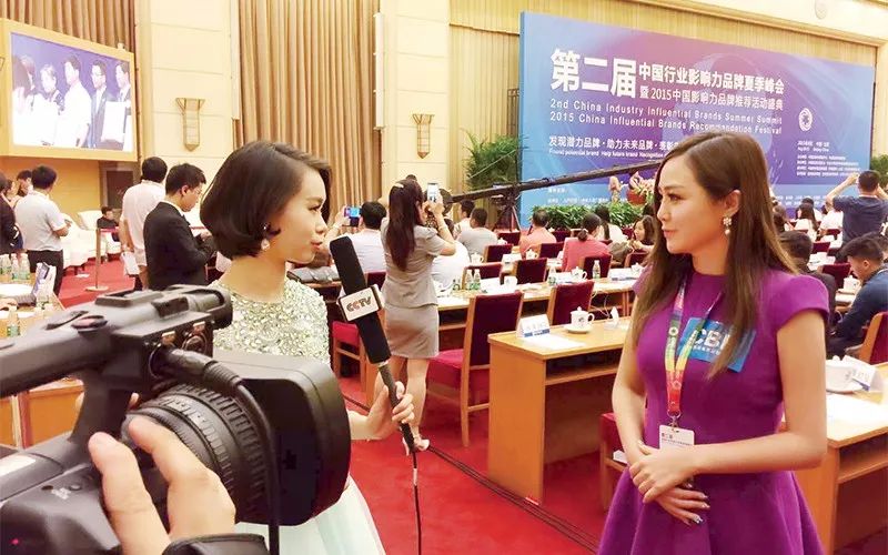 直播5分钟卖出15000支口红,一场直播卖了7500万