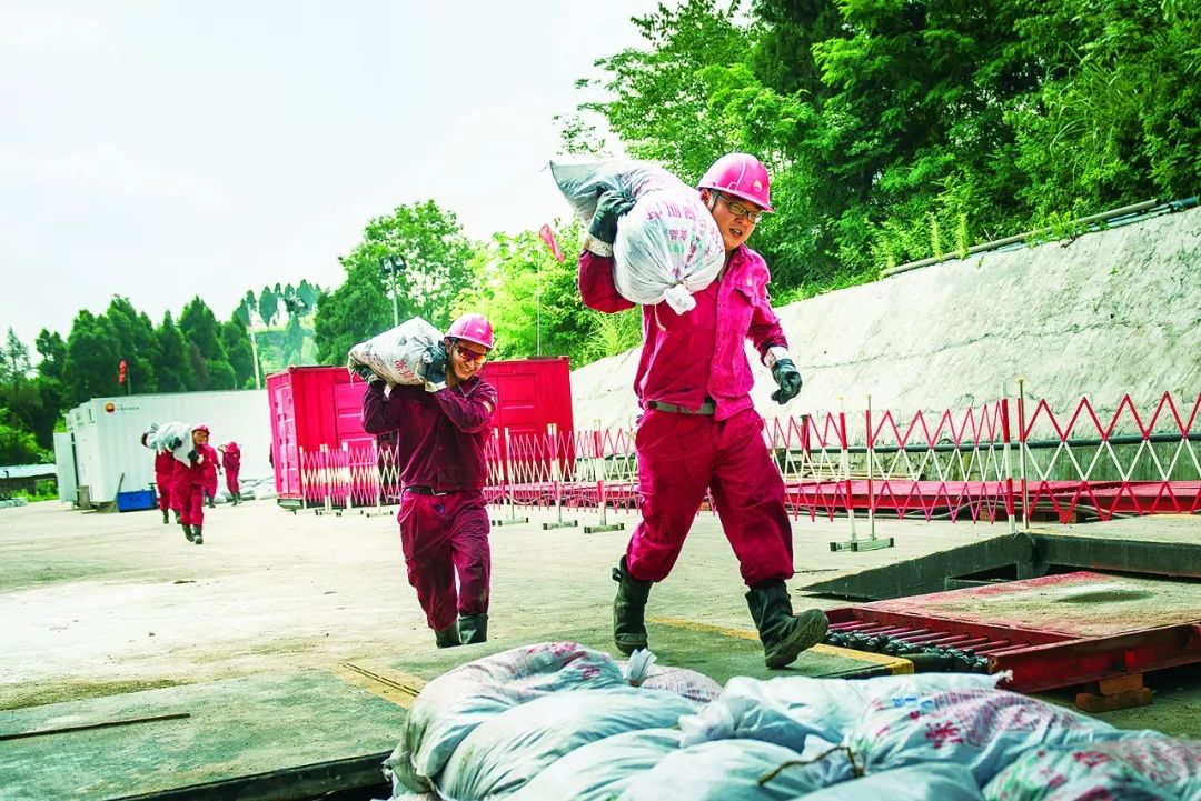 蓝金崛起大西南｜川庆钻探篇