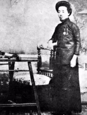 绝世美人的女星,真正的绝世美女都是雌雄莫辨