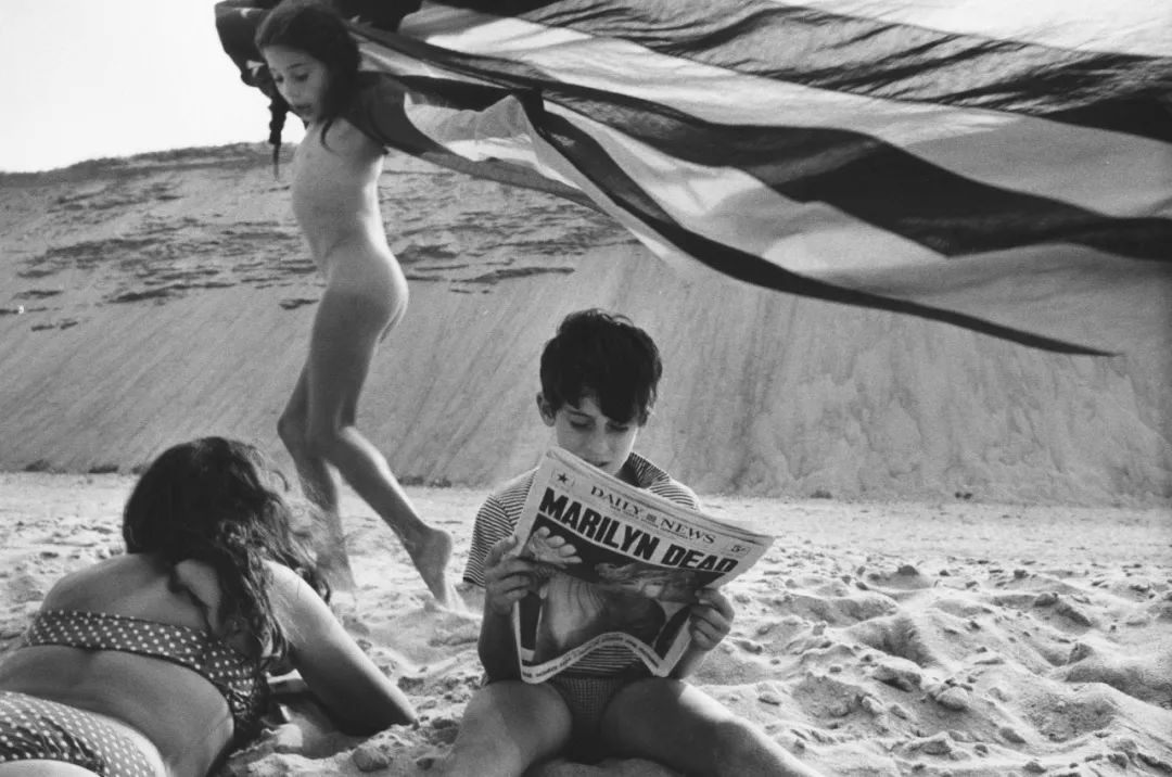 有彩色和无彩色摄影,彩色摄影有什么用