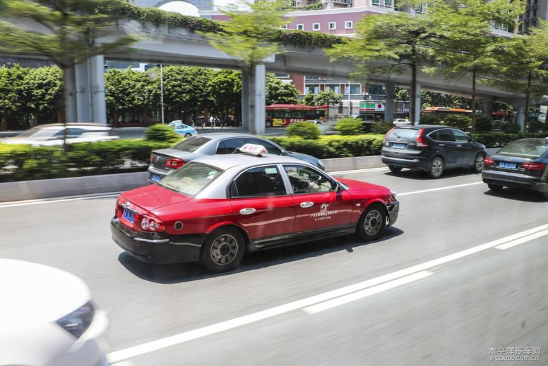 广州黄颜色的出租车 (广州出租车为什么这么多颜色)