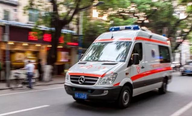 27岁男子突发心梗离世！这种水喝太多，血液会粘如粥