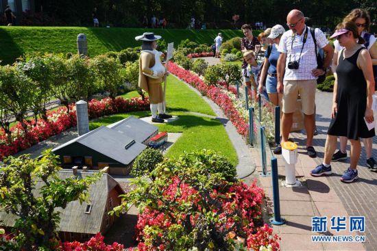 走进小人国,海牙小人国