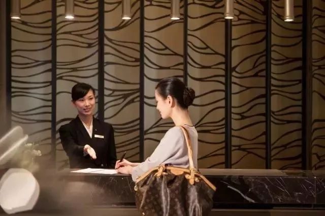 快看！我在小黄鸭帐篷里看到了星空