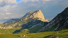 小屋到小屋的远足，走出心中世界