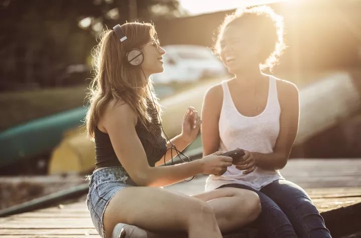 关于怎样学英语的英文歌曲,英语零基础如何学会英文歌曲