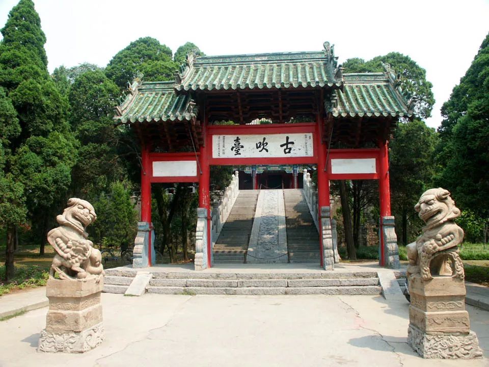 杜甫逃窜,杜甫入成都