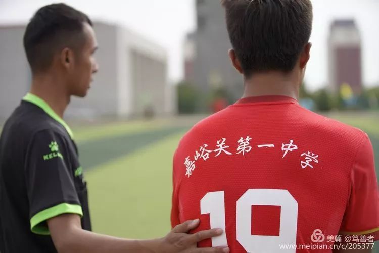 精彩瞬间足球,体育健儿精彩瞬间