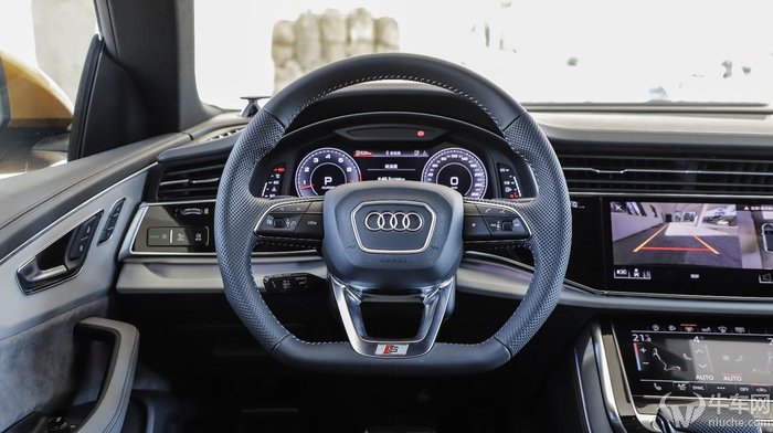 奥迪q855tfsi价格多少钱,颜值爆表车长五米抢先试驾奥迪q8