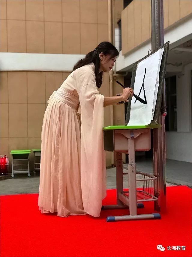 秋季开学典礼暨新生入学,各学校春季开学典礼