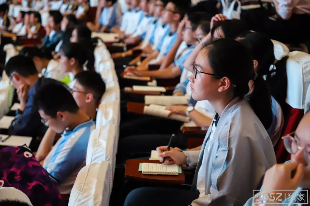 苏州版“开学第一课”，相城这学校竟然把中科院院士都请来了，又一家宝藏学校