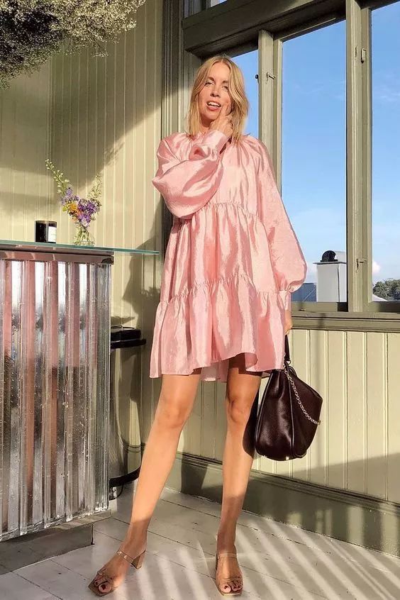 秋冬黑红裙子大码胖mm显瘦遮肉,今年最火的裙子显瘦遮肉