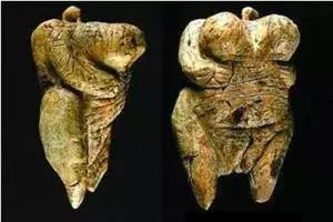 如何鉴赏古希腊雕塑维纳斯,著名铜雕维纳斯的诞生