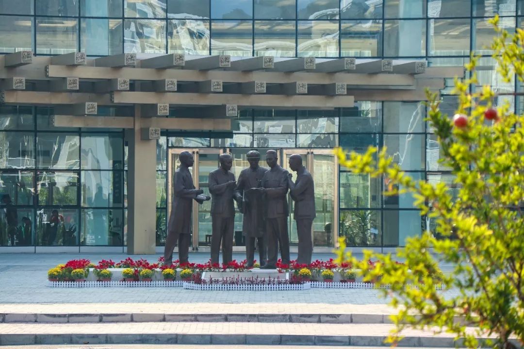 白露时节秋意浓金风玉露喜相逢,金风玉露七夕相遇