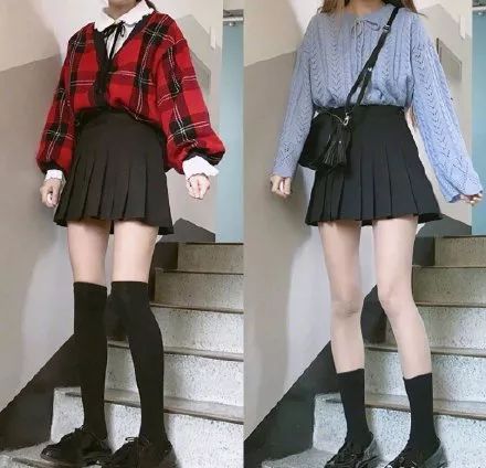 杨幂同款卷边袜,杨幂波点袜时尚大片