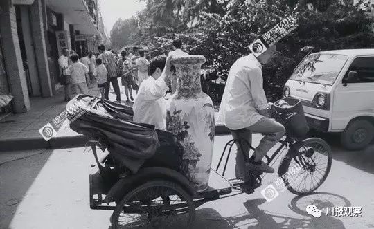 2001年的成都老照片,成都东门消失的老照片