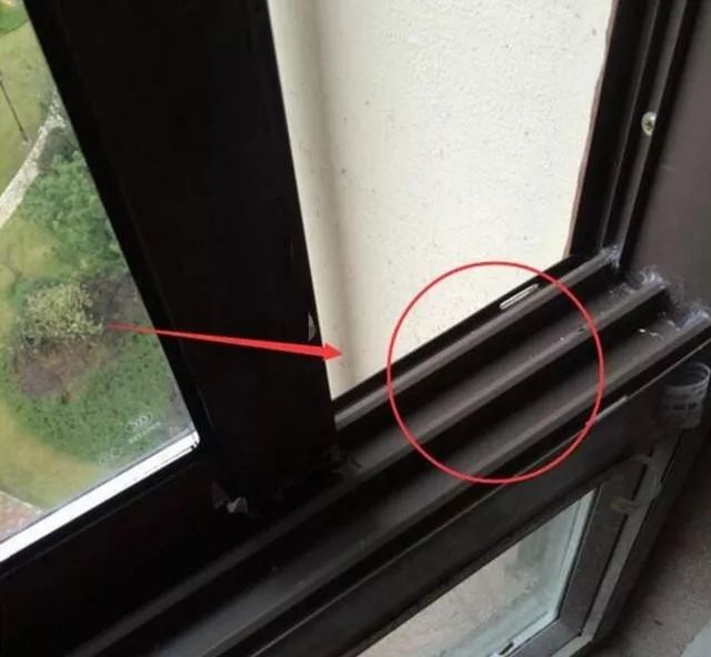 预防登革热时刻在行动,科普清理小积水防控登革热