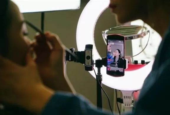 78分钟销售破4亿直播,直播3天销售130万