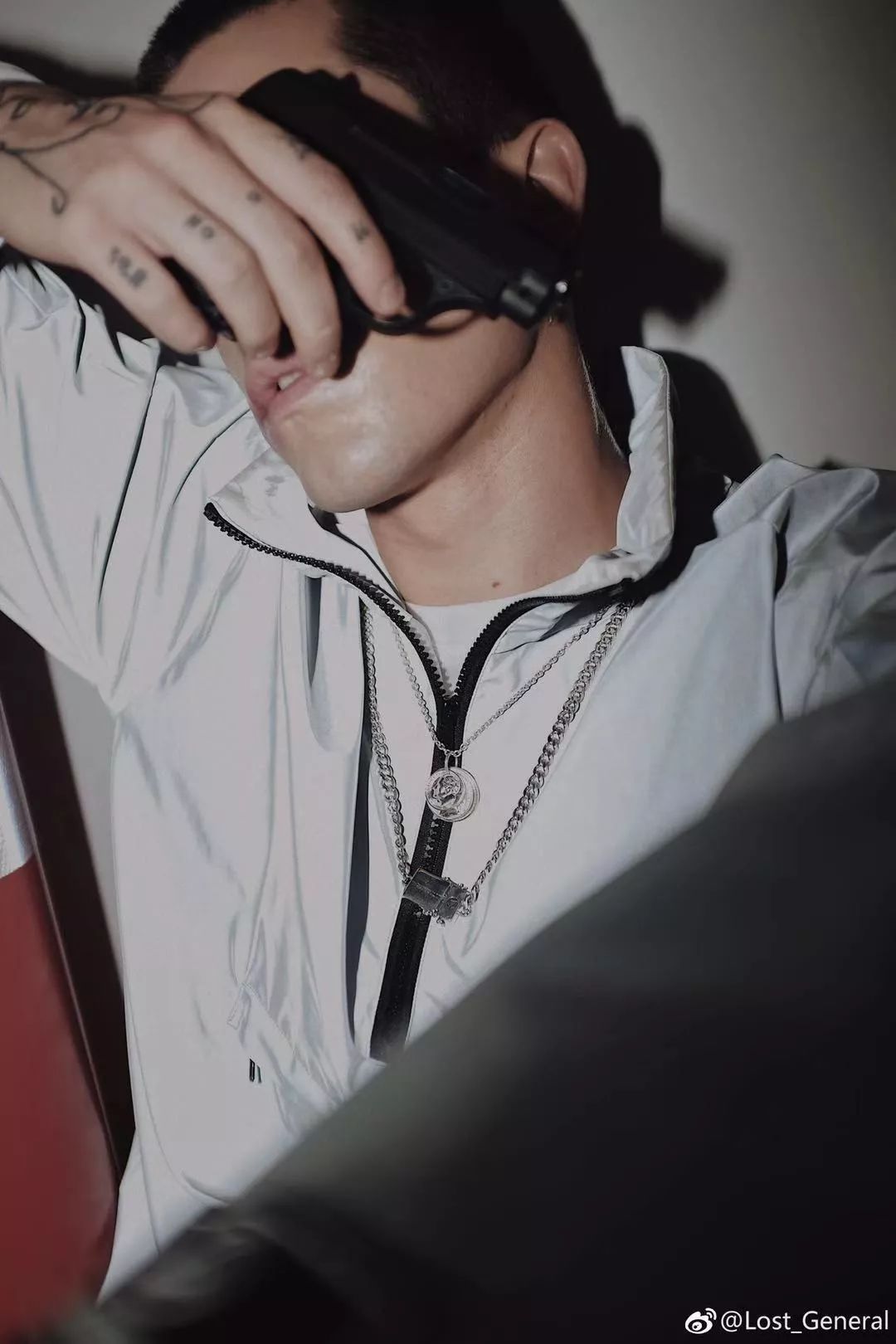 有哪些既不贵又好看的潮牌,好看又平价的韩国潮牌