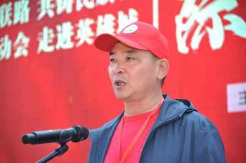 涓滃寳鎶楄仈鑻遍泟涔嬭矾,鎶楄仈璧拌繃鐨勮矾