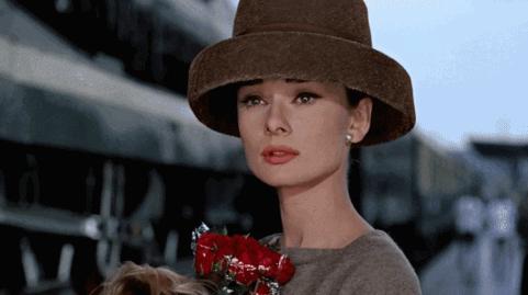 这款急救弹性蛋白贴，每天一片赶走干纹，还你天鹅美颈