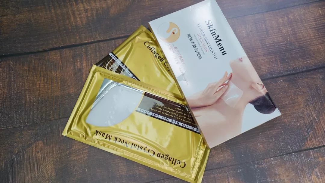 这款急救弹性蛋白贴，每天一片赶走干纹，还你天鹅美颈