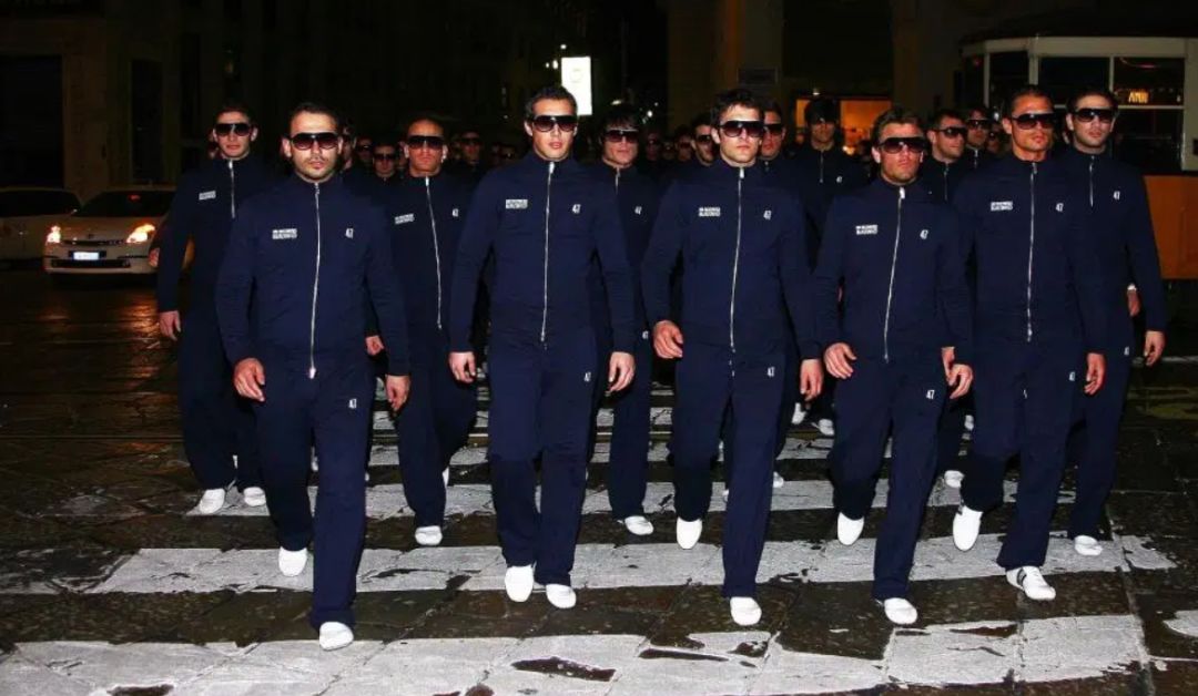 时尚前卫工作服,时尚工作服