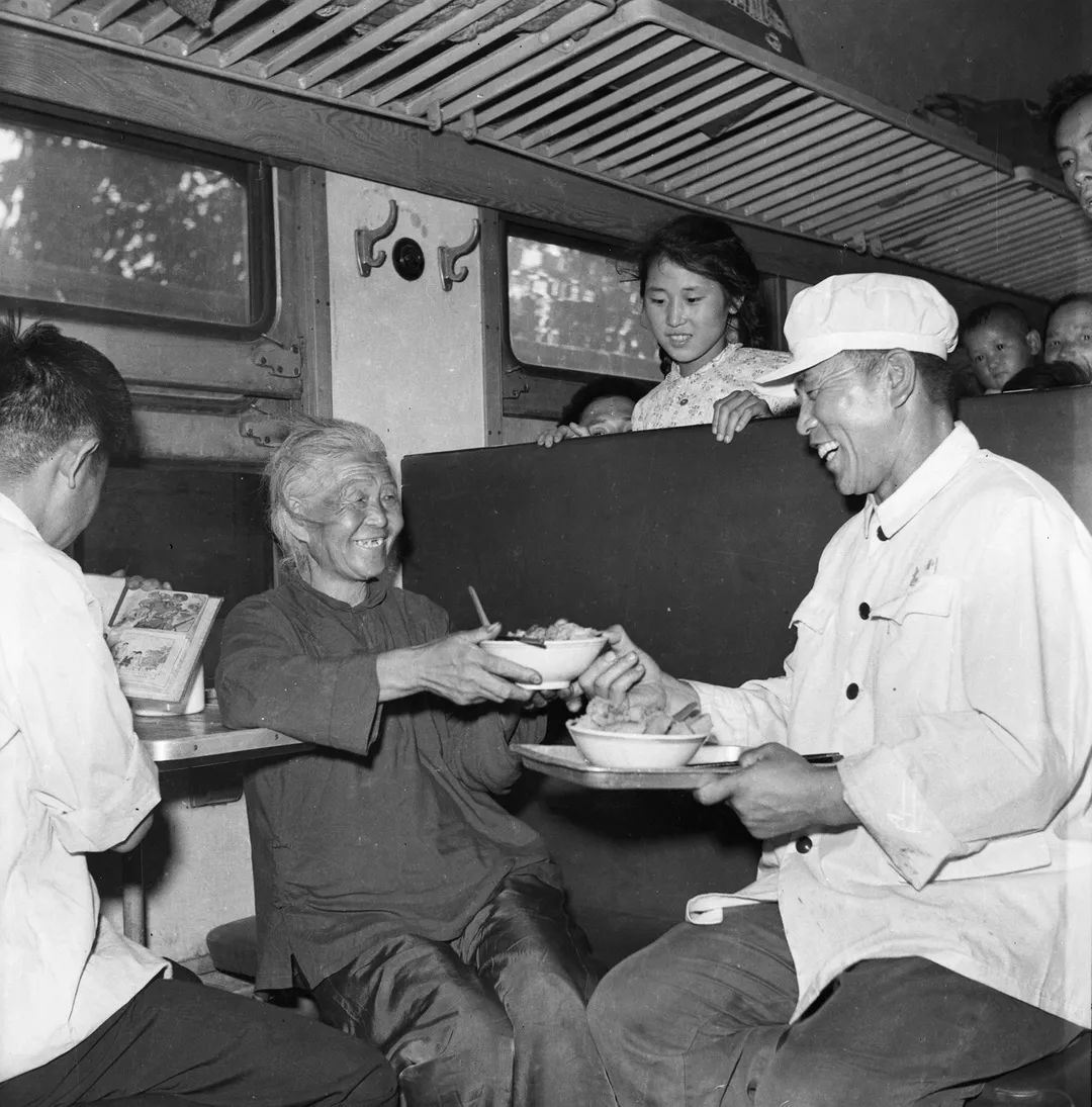 礼赞新中国奋进新征程视频,礼赞70年筑梦新时代