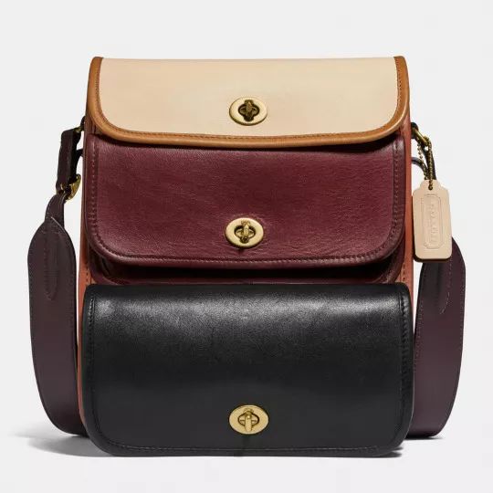 coach这波骚操作，死忠粉都怀疑它在卖二手包...