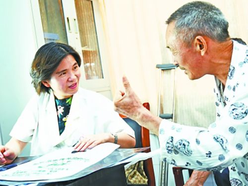 武汉一医院医生,乡村医生坚持义诊6年