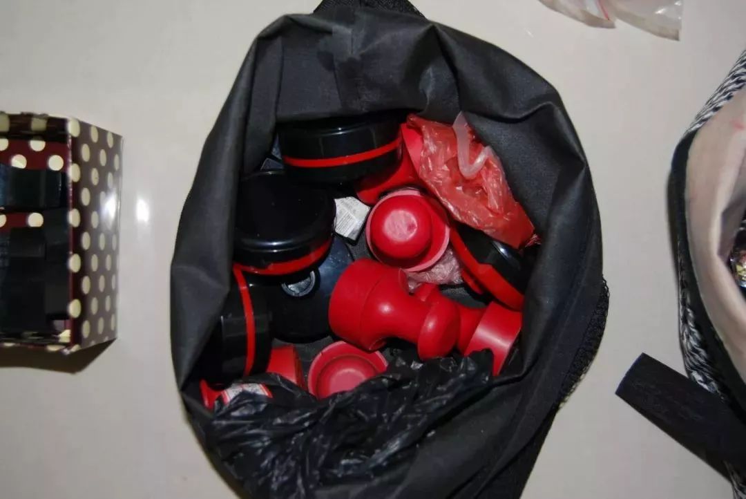 公安机关5年破获经济犯罪近40万起,警察32年破获上千起刑事案件